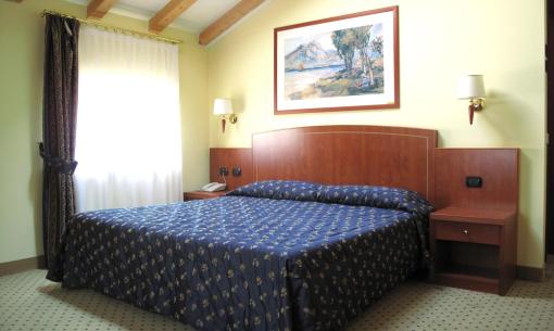 hotelolivo.upgarda en special-offer-for-easter-in-a-hotel-near-lake-garda 017